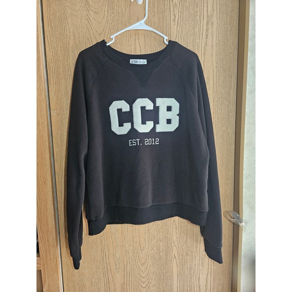 CBrand CCB XL black sweatshirt. Shoulder to hem 25". Armpit to wrist 21"